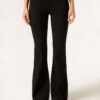 Ausgestellte Hose