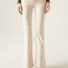 Ausgestellte Stretch-Jeans