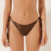 Bikinihosen mit seitlicher Schnürung im Wild-Animalier-Stil