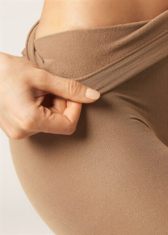 Blickdichte, matte Thermal-Strumpfhose
