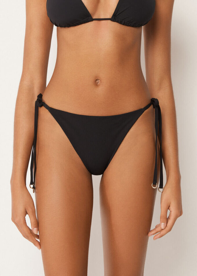 Brazilian-Bikinihosen mit Schnürung, Premium-Passform