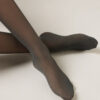 Halbtransparente, matte, weiche und bequeme 30-Den-Strumpfhose