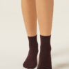 Kurze Socken mit verziertem Bündchen