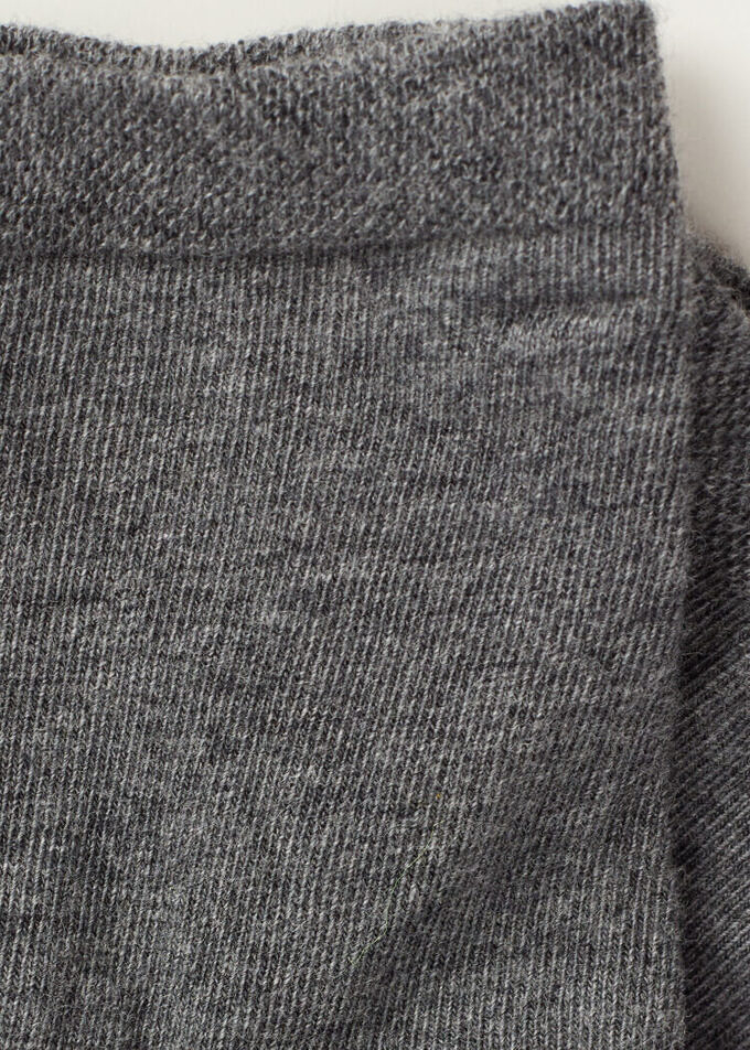 Kurze Socken mit verziertem Bündchen