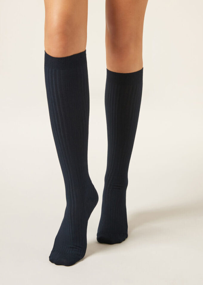 Lange gerippte Kaschmirsocken