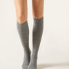 Lange gerippte Socken aus Wolle und Kaschmir