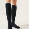 Lange gerippte Socken aus Wolle und Kaschmir