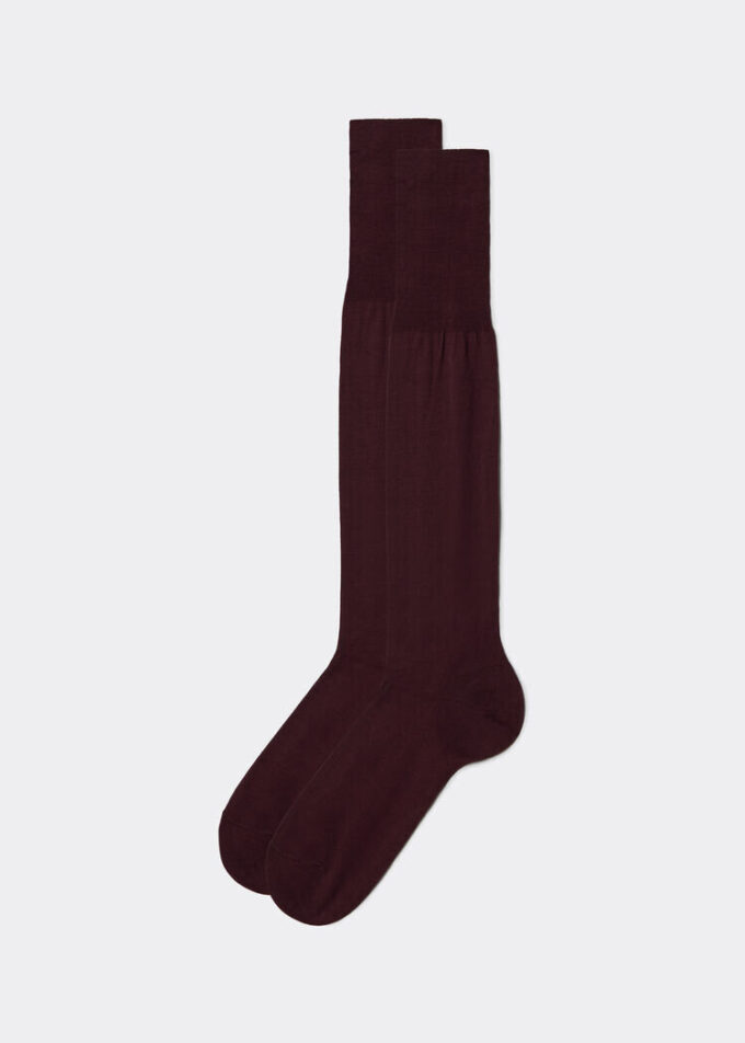 Lange Herrensocken aus Lisle-Garn