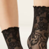 Socken mit Blumen-Spitzenmuster