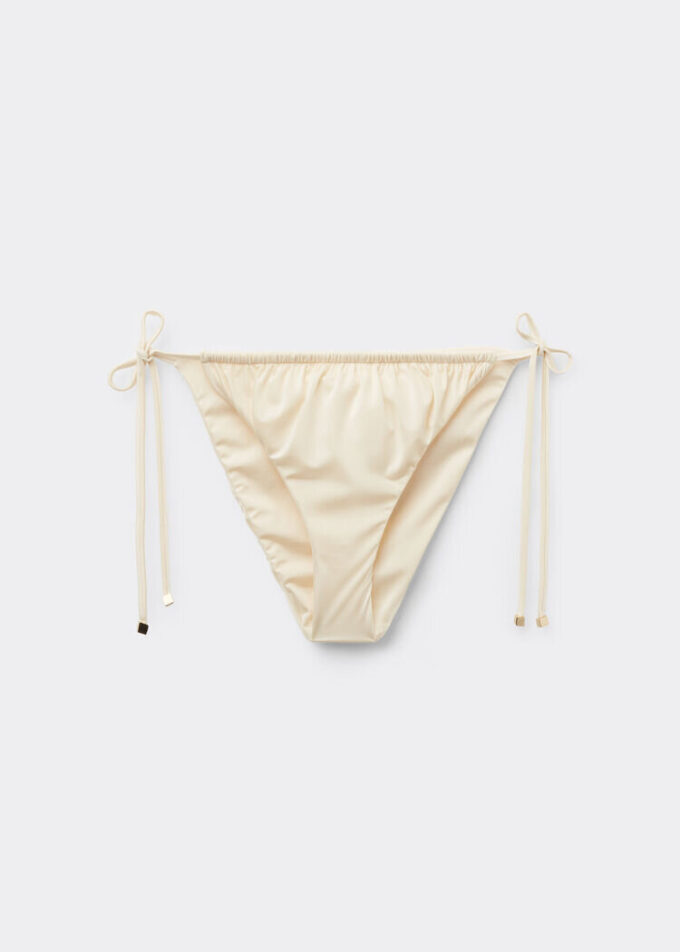 String-Bikinihose aus glänzendem Satin