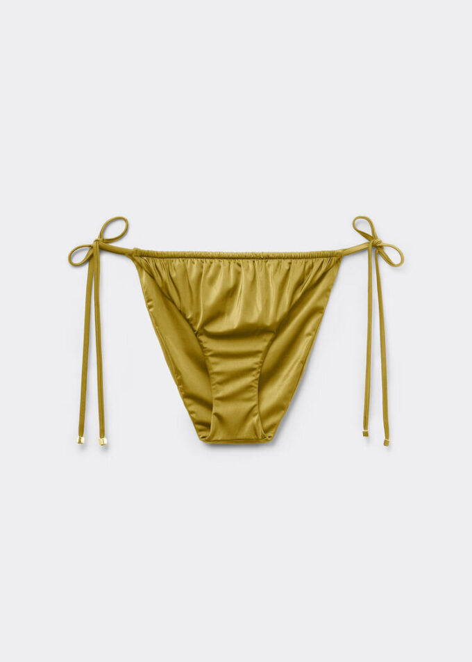 String-Bikinihose aus glänzendem Satin