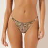 Tanga-Bikinihosen mit tropischem Blattmuster